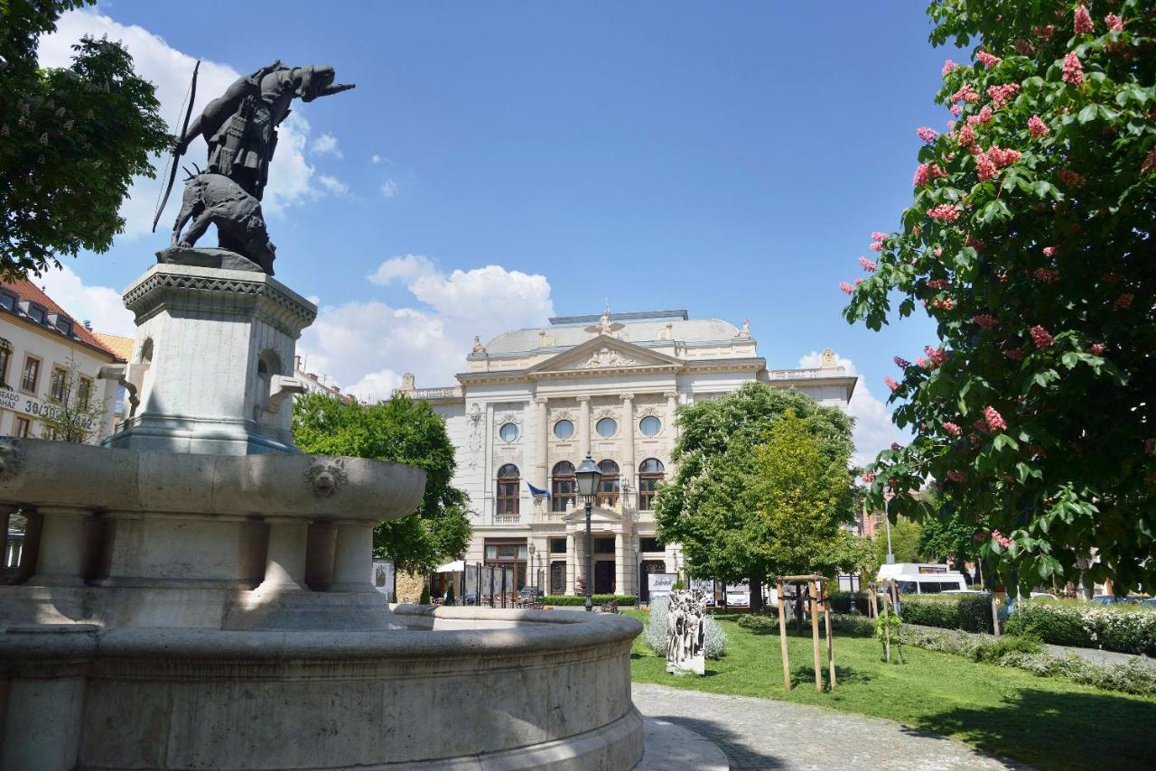 Fresh And Personal Near Buda Castle Apartamento